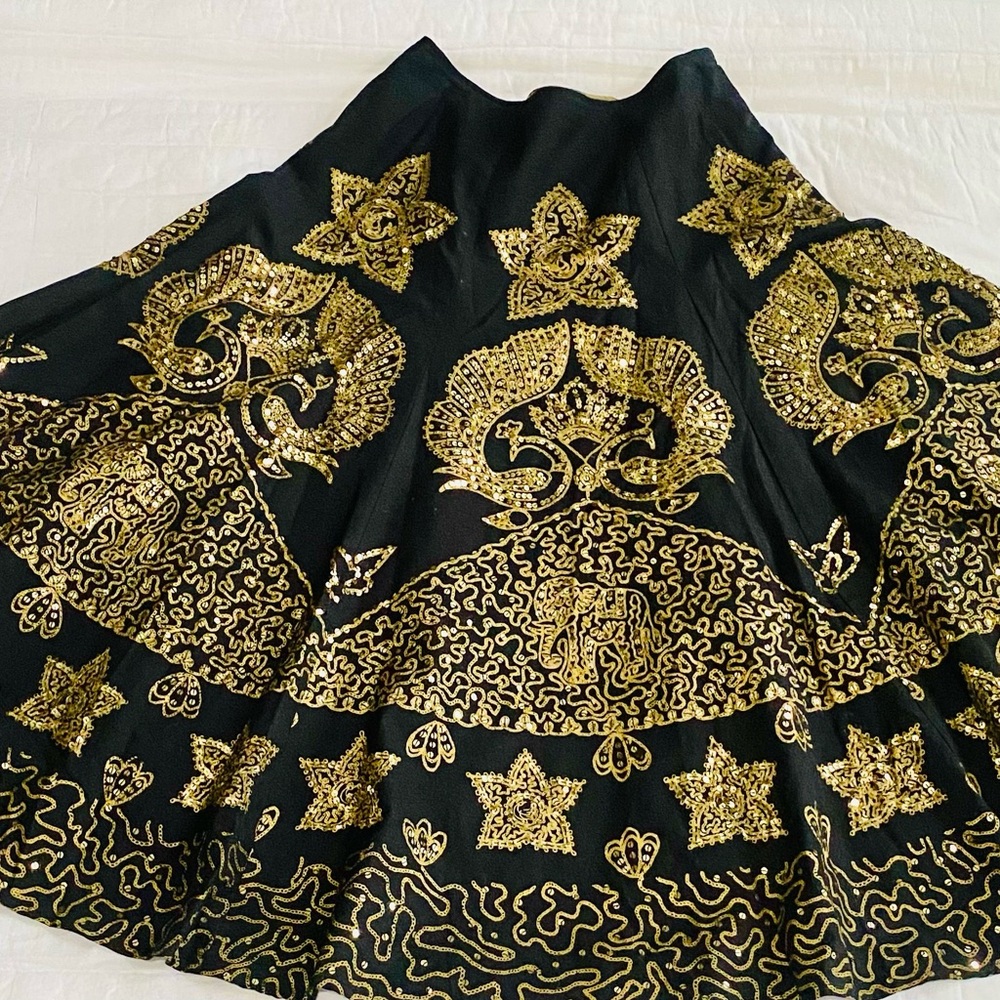 Lillie Rubin Black Full Circle Skirt with Gold Embroidery